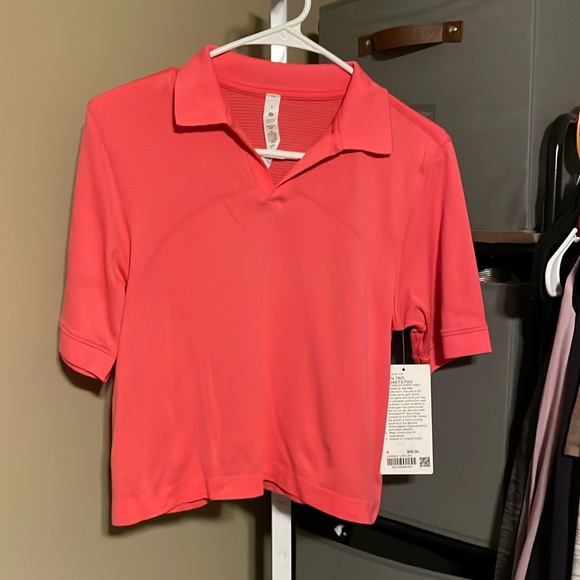NWT Lululemon Swiftly Tech Relaxed Race Fit Cropped Polo Sz 4 Lip Gloss - Picture 3 of 5